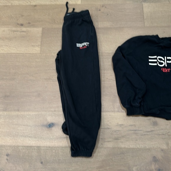 Esprit jogging set - Picture 5 of 5